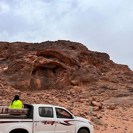 Hotel Raja Camp Wadi Rum Esterno foto