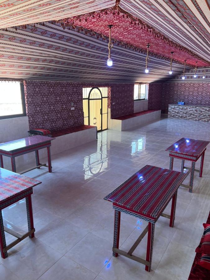 Hotel Raja Camp Wadi Rum Esterno foto