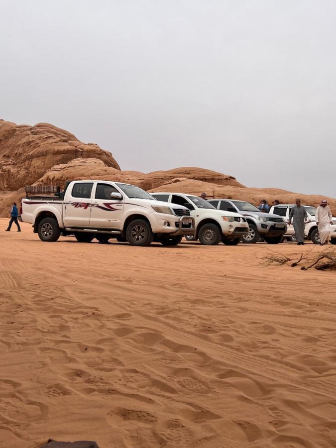 Hotel Raja Camp Wadi Rum Esterno foto