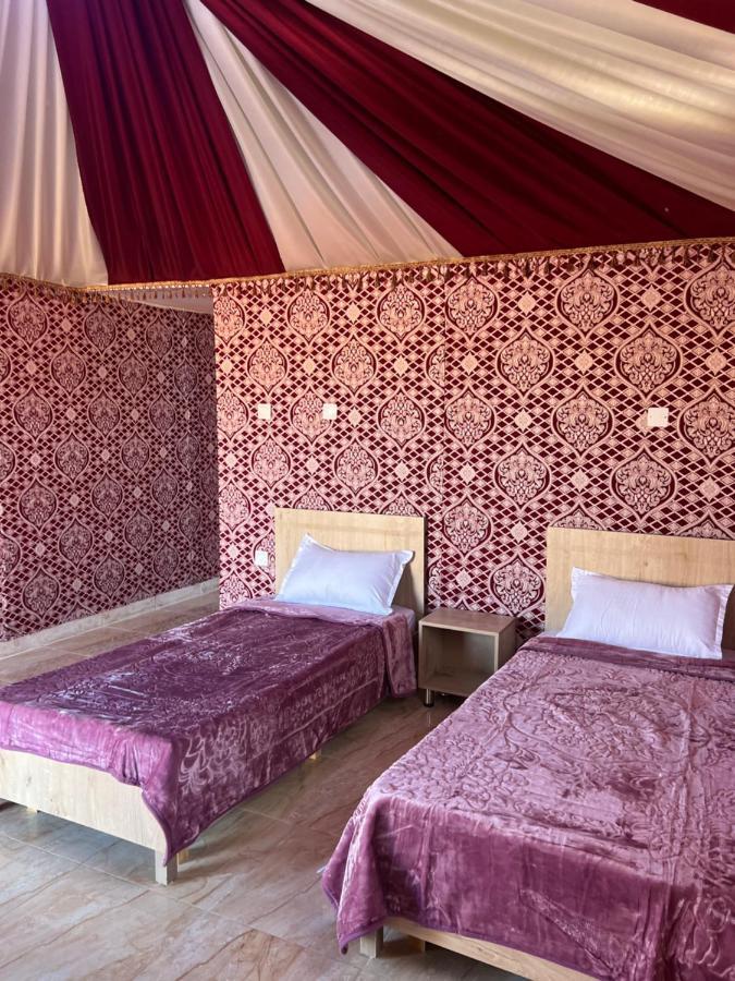 Hotel Raja Camp Wadi Rum Esterno foto